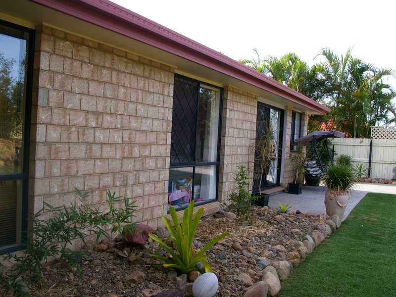 14 Calverton Court, Brassall QLD 4305