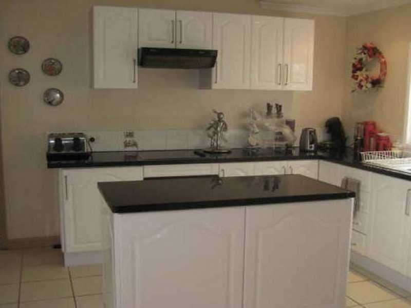 Newtown QLD 4305
