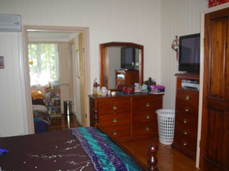 Newtown QLD 4305