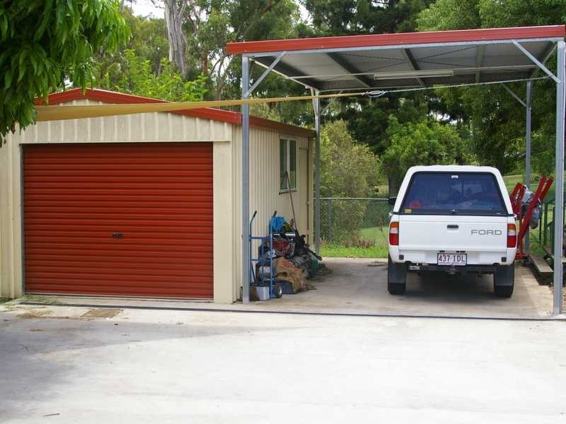 Blackstone QLD 4304