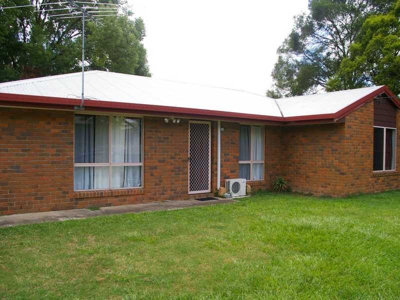 Blackstone QLD 4304