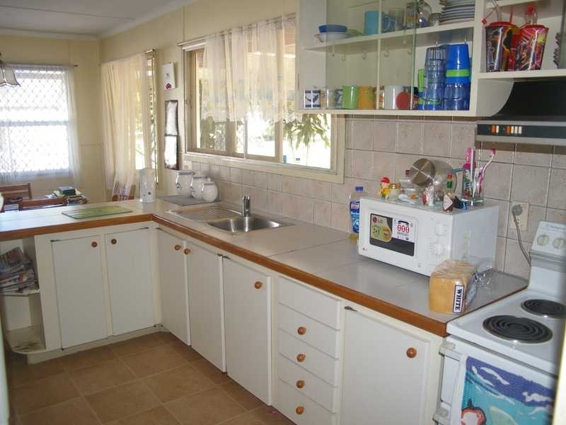 Blackstone QLD 4304