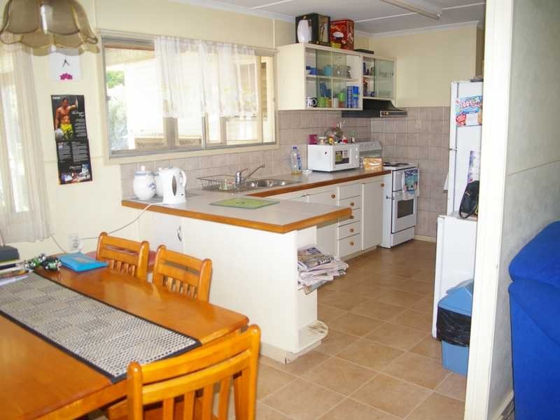 Blackstone QLD 4304