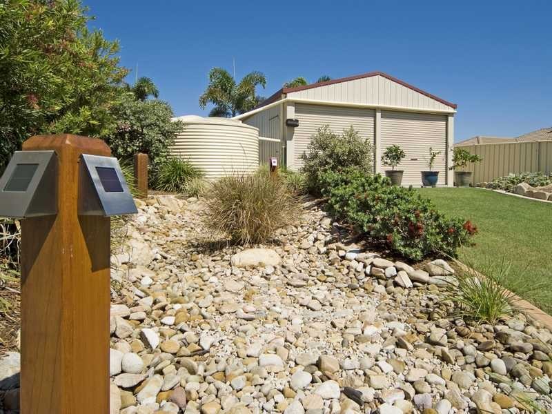 Flinders View QLD 4305