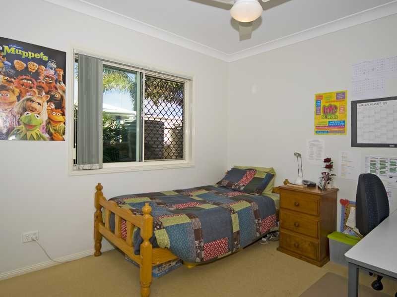 Flinders View QLD 4305