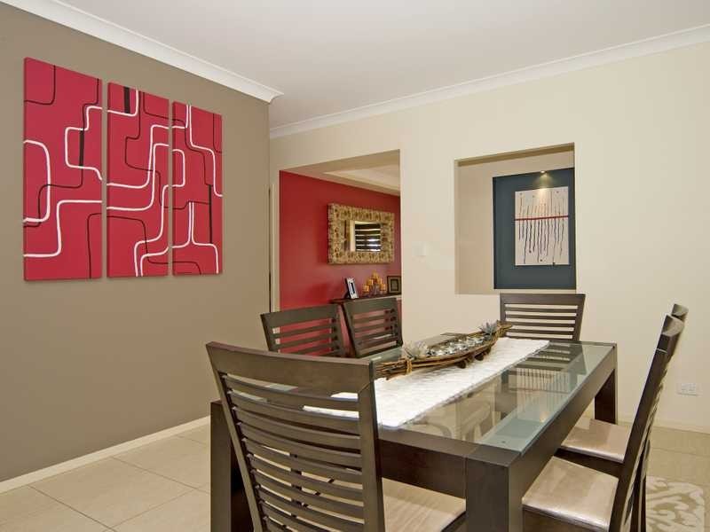 Flinders View QLD 4305