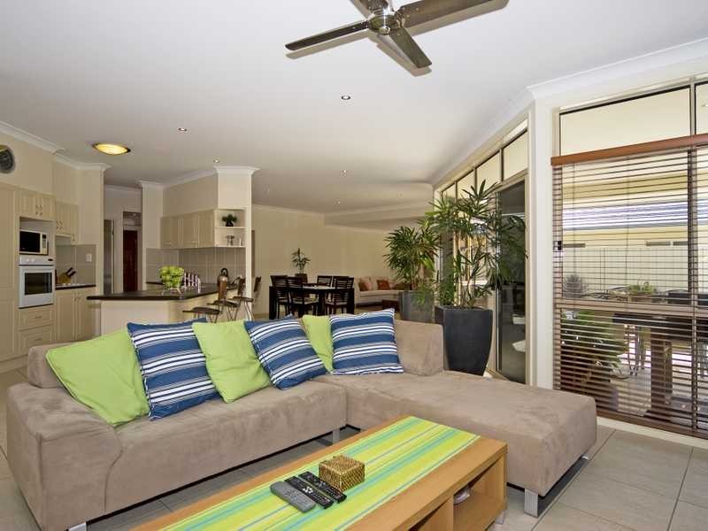 Flinders View QLD 4305