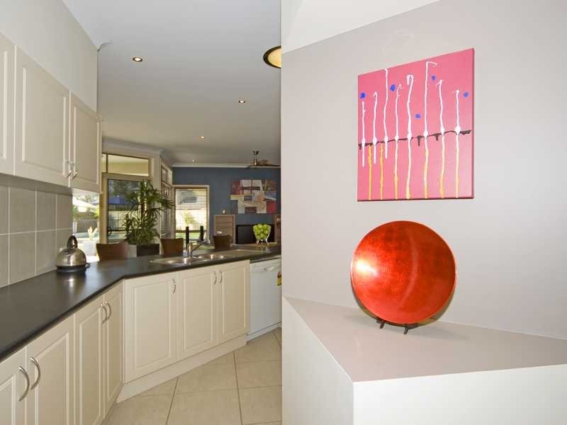 Flinders View QLD 4305