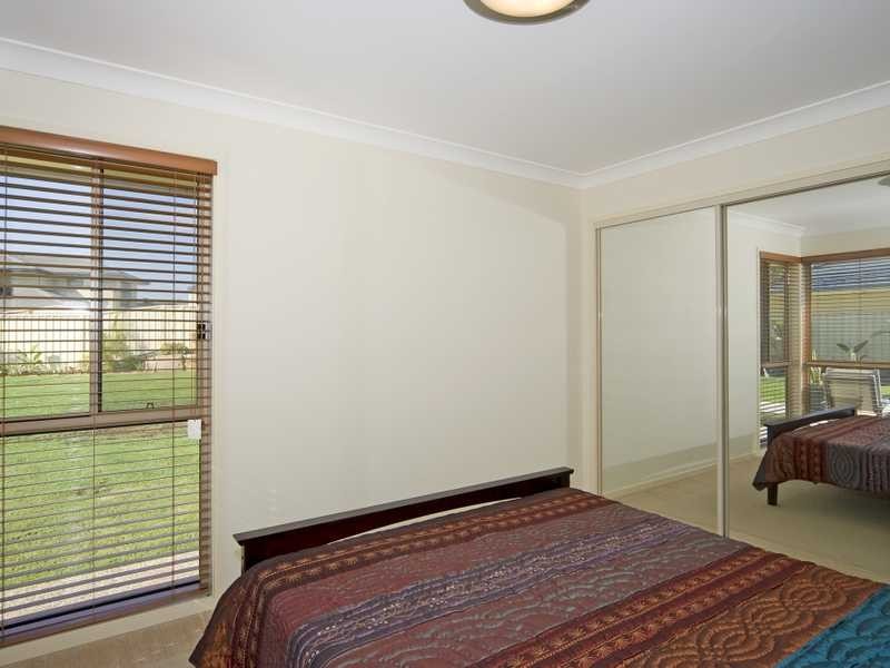 Flinders View QLD 4305