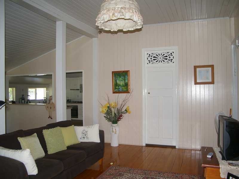 Woodend QLD 4305