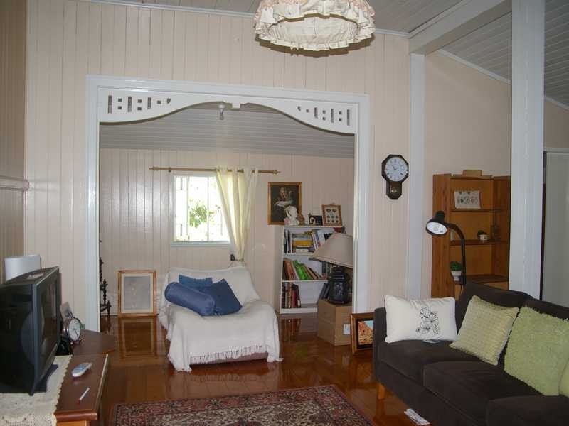 Woodend QLD 4305