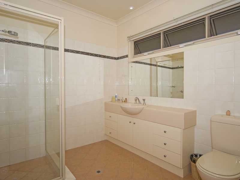 Flinders View QLD 4305