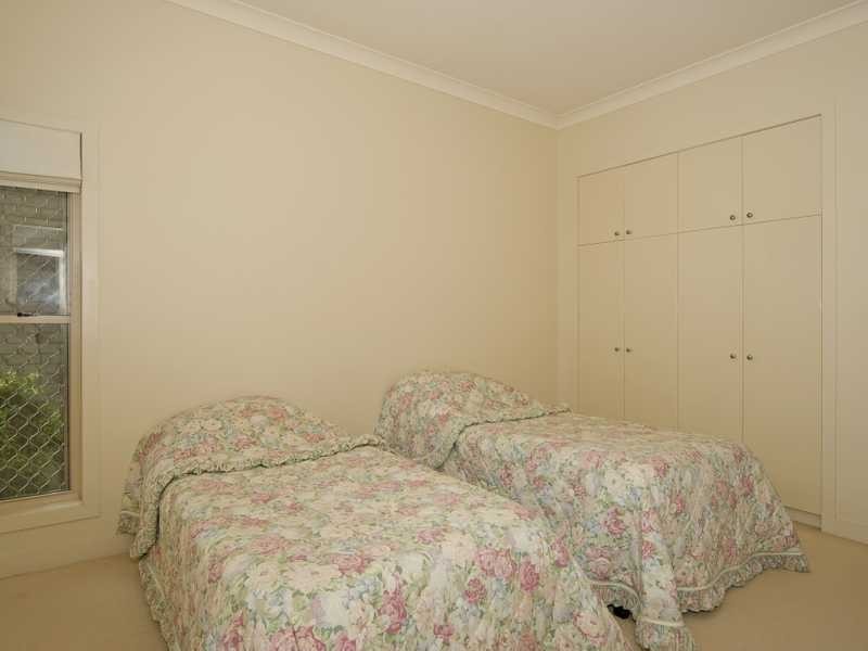 Flinders View QLD 4305