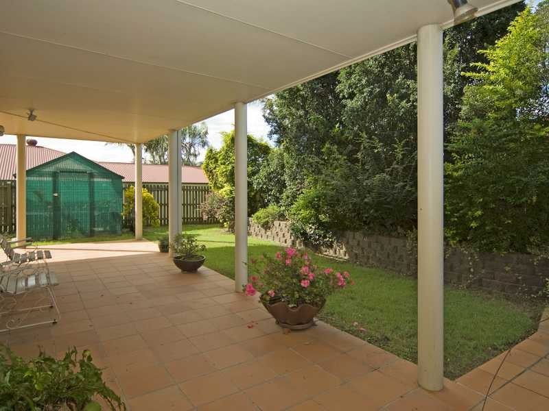 Flinders View QLD 4305