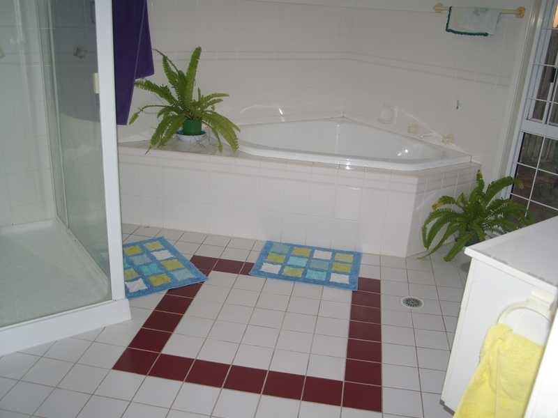 198 Tallegalla Two Tree Hill Road, Tallegalla QLD 4340