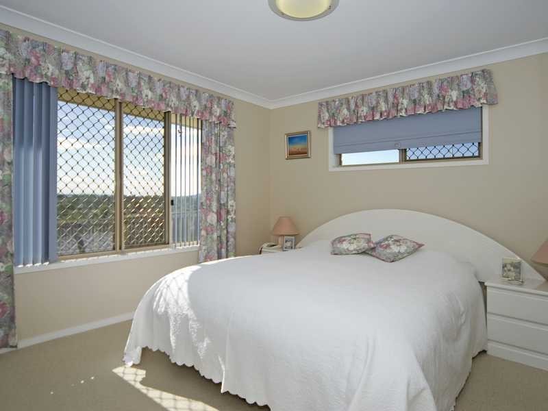 Flinders View QLD 4305