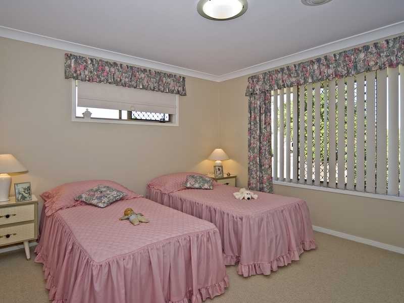 Flinders View QLD 4305