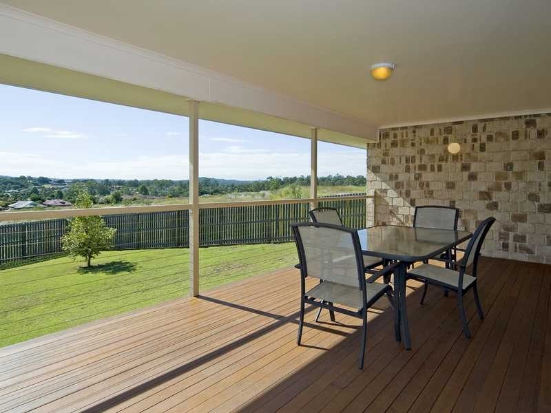 Flinders View QLD 4305