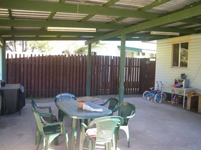 Raceview QLD 4305