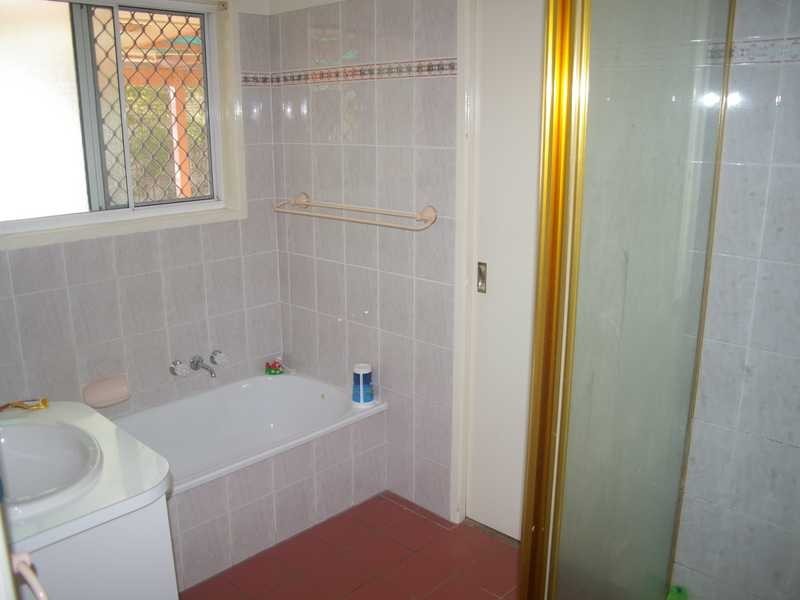 Yamanto QLD 4305