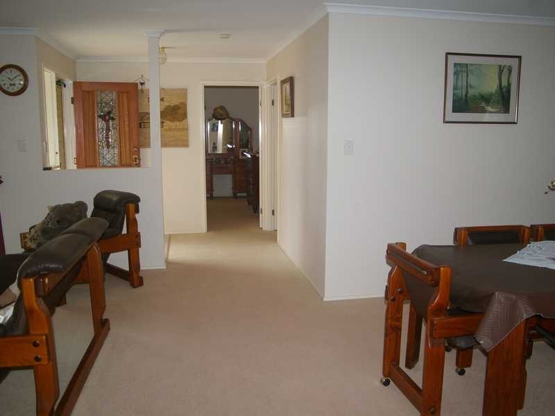 Flinders View QLD 4305