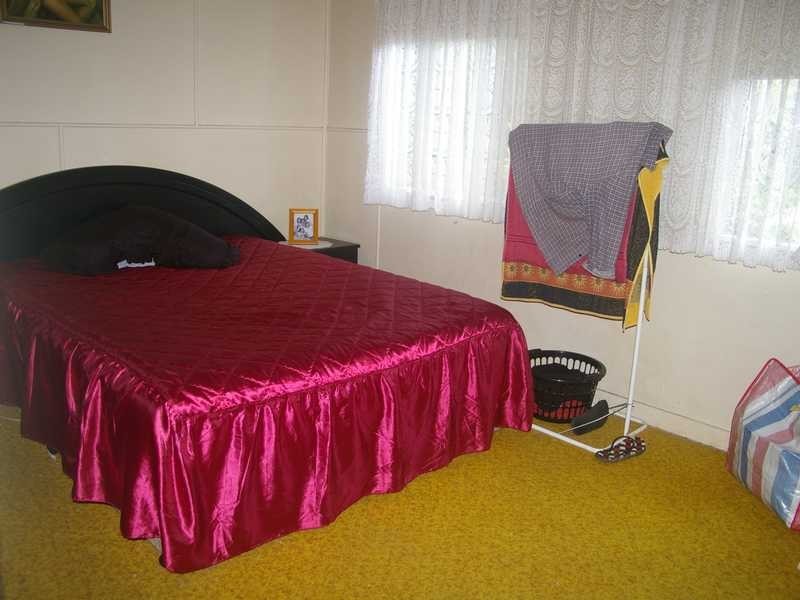 One Mile QLD 4305