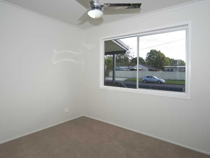 One Mile QLD 4305