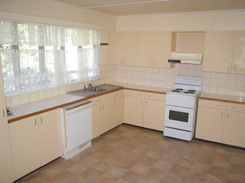 Eastern Heights QLD 4305