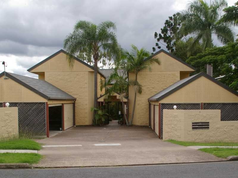 Booval QLD 4304