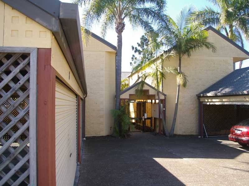 Booval QLD 4304