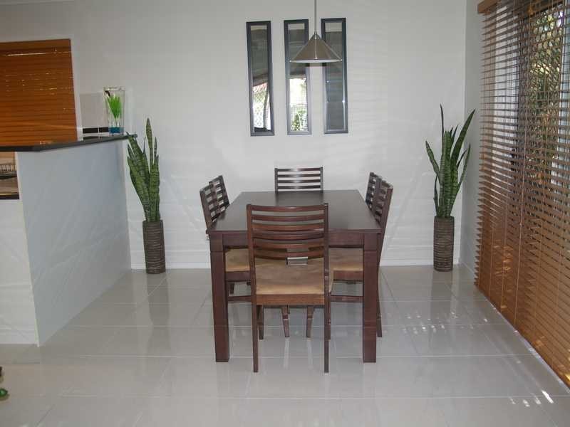 Flinders View QLD 4305