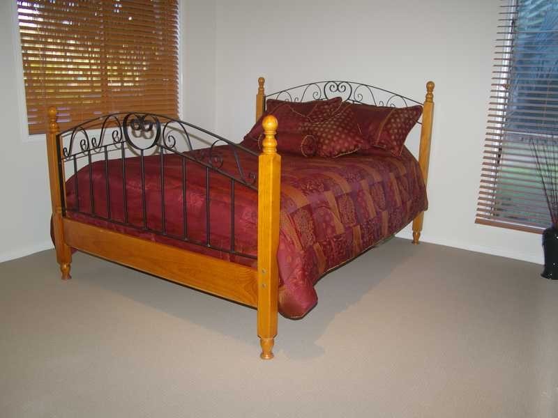 Flinders View QLD 4305