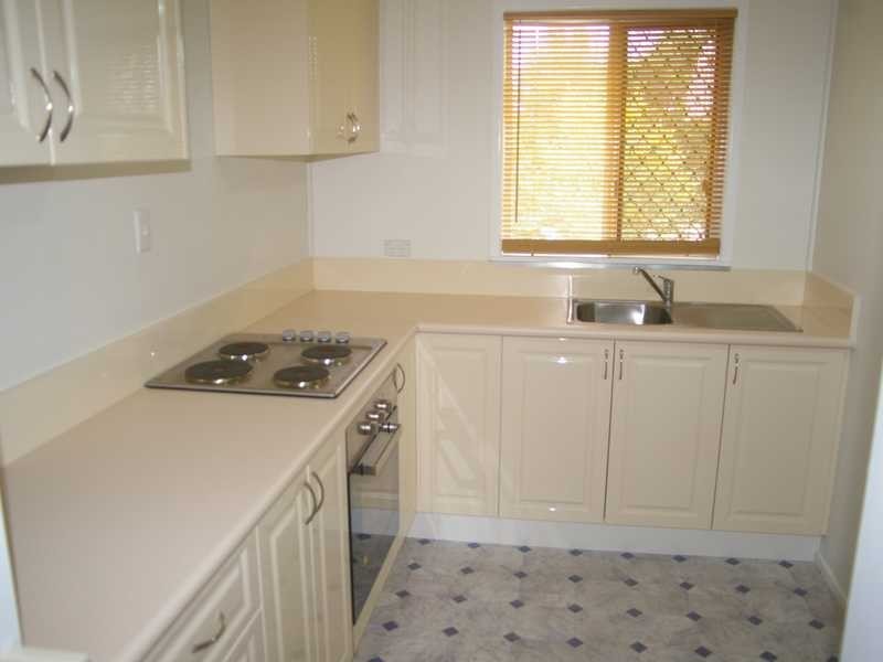 Silkstone QLD 4304