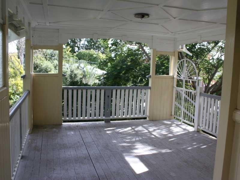 Booval QLD 4304