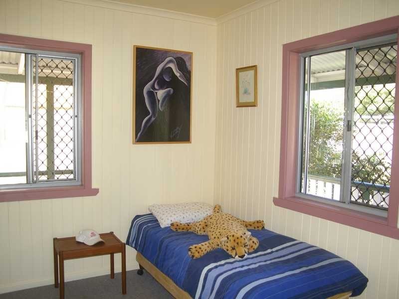 Blackstone QLD 4304