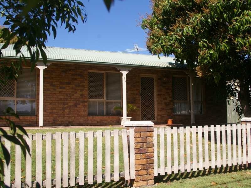 33a Railway Street, Booval QLD 4304