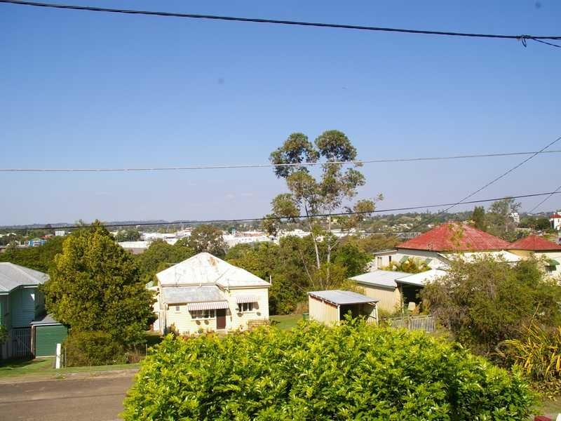 Woodend QLD 4305