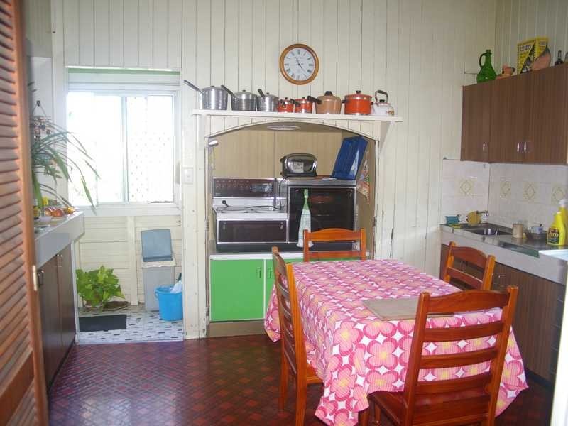 Silkstone QLD 4304