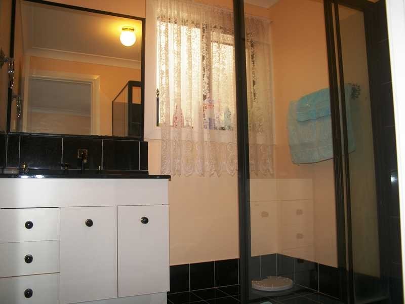 36-44 Cummins Road, Thagoona QLD 4306