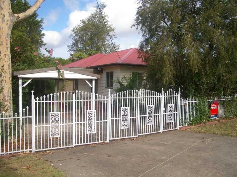 Booval QLD 4304