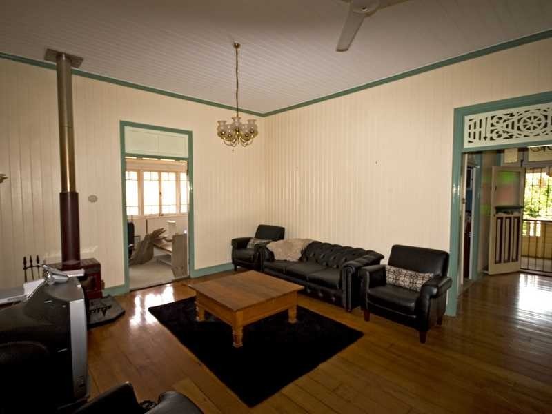 Eastern Heights QLD 4305