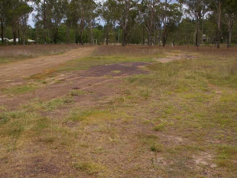 Walloon QLD 4306
