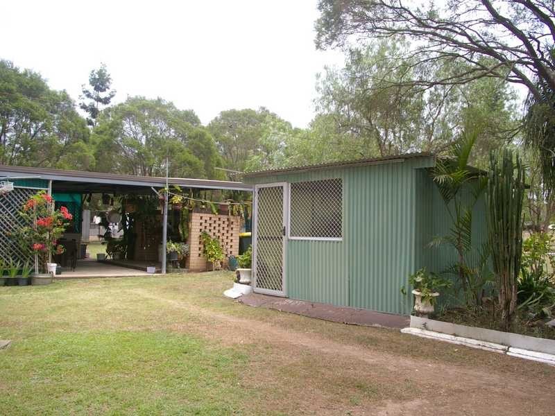 Walloon QLD 4306