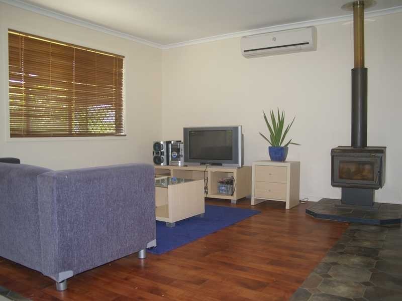 One Mile QLD 4305
