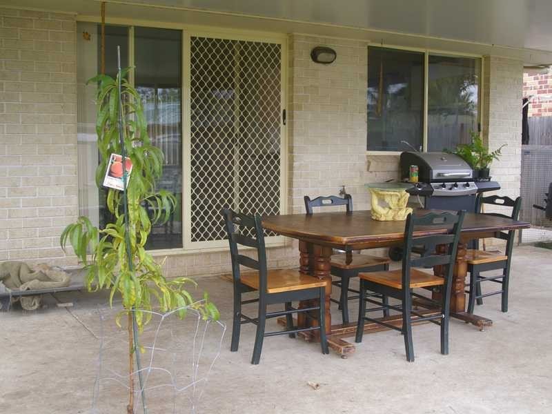 3 Colonial Court, Raceview QLD 4305