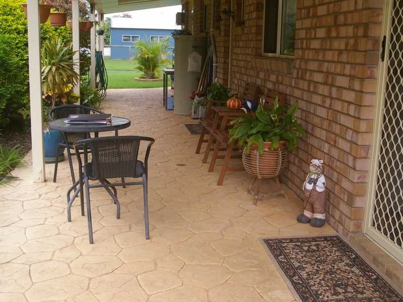 27a North Street, Harrisville QLD 4307