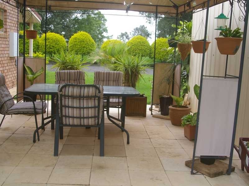 27a North Street, Harrisville QLD 4307