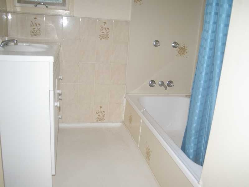 North Booval QLD 4304