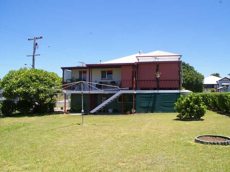 112 Glebe Road, Booval QLD 4304