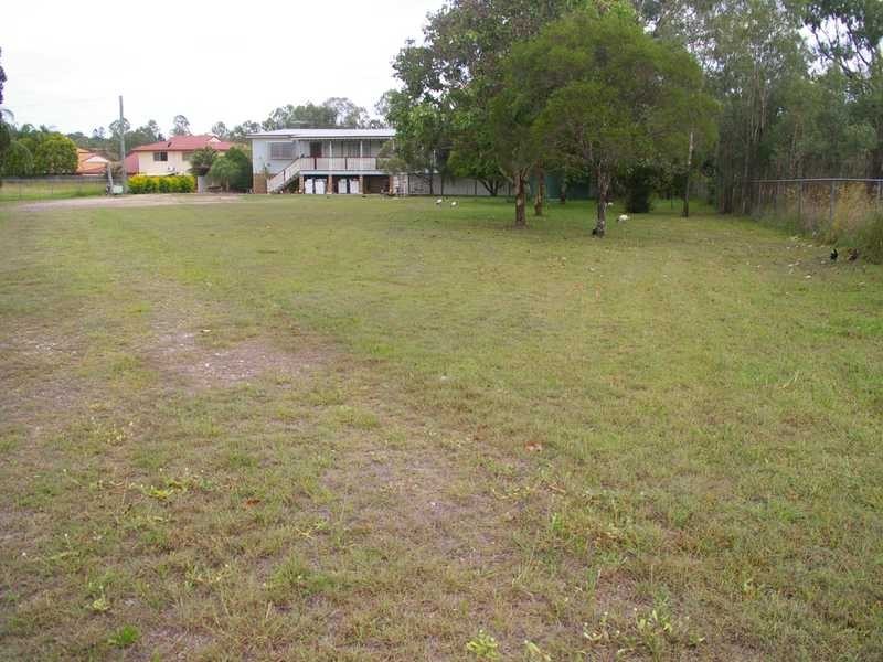 22 Collins Street, Brassall QLD 4305